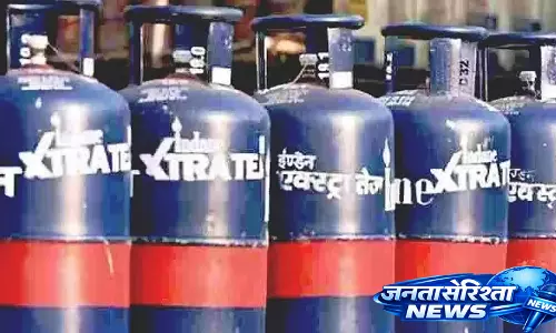 Cylinder संकट जारी: होटल इंडस्ट्री मुश्किल में Cylinder संकट जारी: होटल इंडस्ट्री मुश्किल में