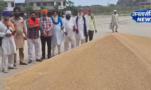 Amritsar: मंडी में लंबी कतारों से बढ़ी किसानों की मुश्किलें
