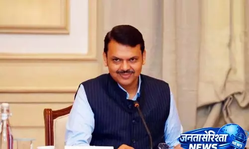 CM Fadnavis ने 2,514 मरीजों को 21.74 करोड़ रुपये की सहायता प्रदान की CM Fadnavis ने 2,514 मरीजों को 21.74 करोड़ रुपये की सहायता प्रदान की