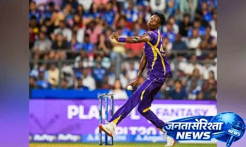 PCB ने PSL के बजाय IPL चुनने पर ब्लेसिंग मुजरबानी को सस्पेंड किया PCB ने PSL के बजाय IPL चुनने पर ब्लेसिंग मुजरबानी को सस्पेंड किया