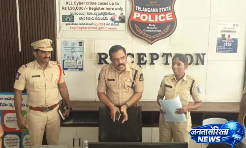 DCP ने मैलारदेवपल्ली पुलिस स्टेशन का औचक निरीक्षण किया DCP ने मैलारदेवपल्ली पुलिस स्टेशन का औचक निरीक्षण किया