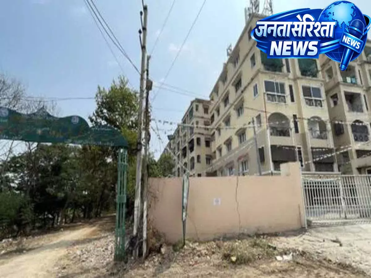 Madhu Park Ridge A Block के निवासियों ने भट्टी से मुलाकात की, मुसी कायाकल्प परियोजना का किया समर्थन Madhu Park Ridge A Block के निवासियों ने भट्टी से मुलाकात की, मुसी कायाकल्प परियोजना का किया समर्थन
