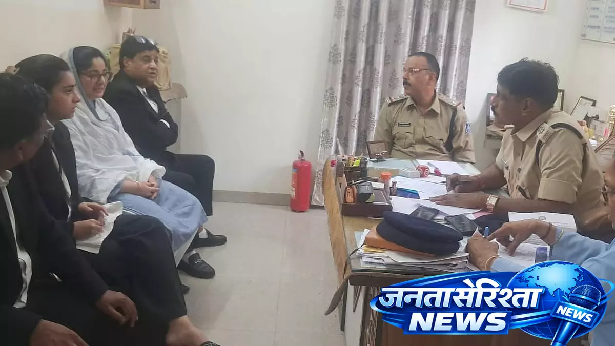 Indore : पार्षद फौजिया से चार घंटे तक पूछताछ Indore : पार्षद फौजिया से चार घंटे तक पूछताछ