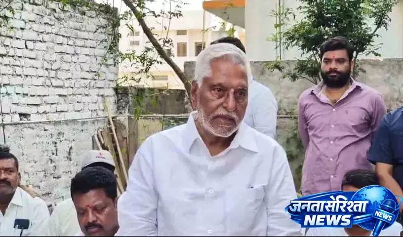 Jeevan Reddy ने संभावित सूखे के लिए रेवंत रेड्डी और कांग्रेस को जिम्मेदार ठहराया Jeevan Reddy ने संभावित सूखे के लिए रेवंत रेड्डी और कांग्रेस को जिम्मेदार ठहराया