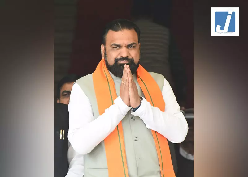 पिछले 30 सालों से राजनीतिक कार्यकर्ता हूं, बिहार के लिए जो दायित्व मिला है, उसे पूरा करूंगा: सम्राट चौधरी पिछले 30 सालों से राजनीतिक कार्यकर्ता हूं, बिहार के लिए जो दायित्व मिला है, उसे पूरा करूंगा: सम्राट चौधरी