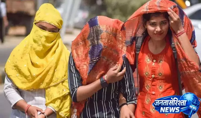 Telangana में लू की वजह से तापमान 42°C के पार Telangana में लू की वजह से तापमान 42°C के पार