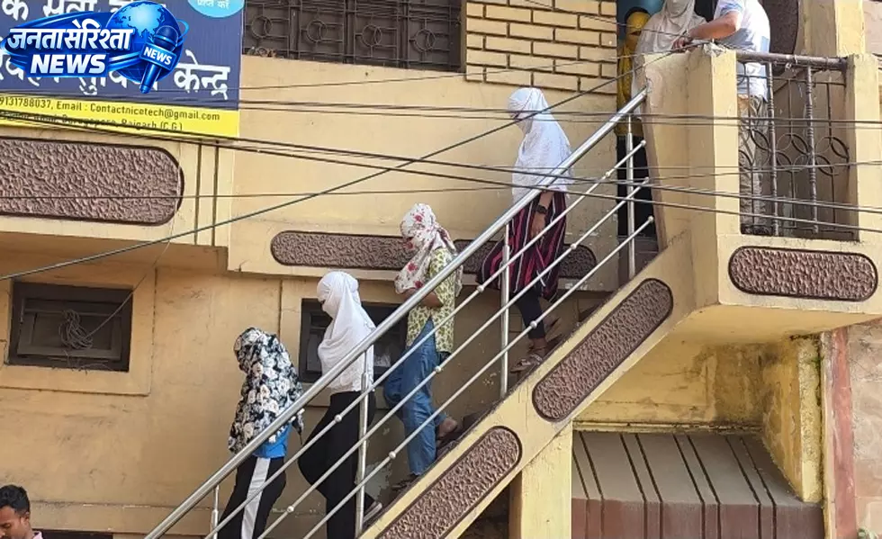 फर्जी मैट्रिमोनियल साइट के नाम पर साइबर फ्रॉड उजागर, 26 आरोपी गिरफ्तार फर्जी मैट्रिमोनियल साइट के नाम पर साइबर फ्रॉड उजागर, 26 आरोपी गिरफ्तार