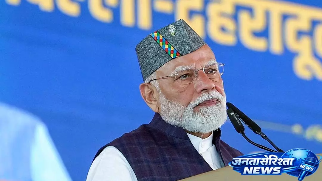 Parliament Session से पहले पीएम मोदी ने महिला आरक्षण पर ज़ोर दिया Parliament Session से पहले पीएम मोदी ने महिला आरक्षण पर ज़ोर दिया