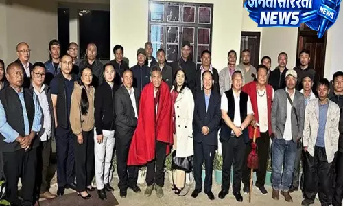 Kohima : पूर्व NPP उम्मीदवार वेप्रसा न्येखा अपने समर्थकों के साथ NPF में शामिल हुए