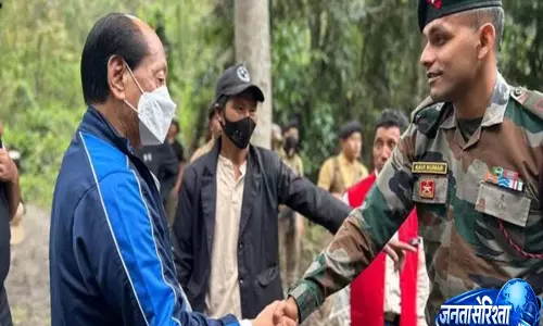 Nagaland:असम राइफल्स ने मिमी गांव में नागालैंड के सीएम रियो का स्वागत किया Nagaland:असम राइफल्स ने मिमी गांव में नागालैंड के सीएम रियो का स्वागत किया