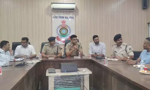 कबाड़ के अवैध कारोबार पर प्रभावी नियंत्रण की पहल, प्रशासन पुलिस और जीएसटी टीम की हुई बैठक कबाड़ के अवैध कारोबार पर प्रभावी नियंत्रण की पहल, प्रशासन पुलिस और जीएसटी टीम की हुई बैठक