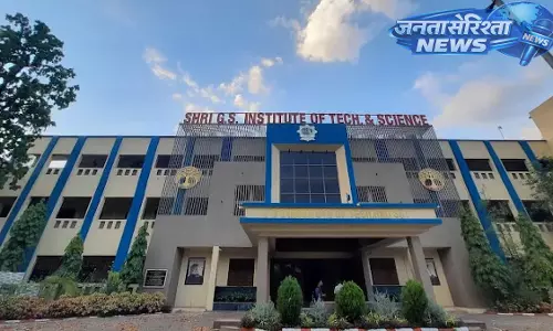 SGSITS की मार्कशीट में सात महीने की देरी से छात्र अधर में SGSITS की मार्कशीट में सात महीने की देरी से छात्र अधर में