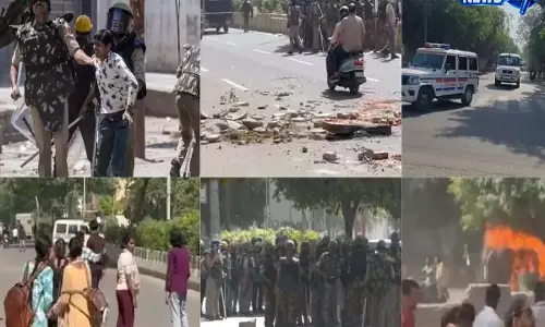 नोएडा DM का कड़ा आदेश: खराब व्यवहार पर लेबर एजेंसियों के लाइसेंस की कीमत होगी महंगी नोएडा DM का कड़ा आदेश: खराब व्यवहार पर लेबर एजेंसियों के लाइसेंस की कीमत होगी महंगी
