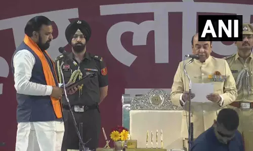 सम्राट चौधरी ने ली बिहार मुख्यमंत्री पद की शपथ, नीतीश के बाद बिहार में सम्राट युग सम्राट चौधरी ने ली बिहार मुख्यमंत्री पद की शपथ, नीतीश के बाद बिहार में सम्राट युग