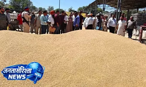 Hoshiarpur में गेहूं खरीद व्यवस्था का निरीक्षण