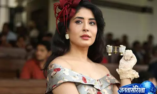 Matka King के गुलरुख पर कृतिका कामरा: “शक्तिशाली फिर भी शक्तिहीन” Matka King के गुलरुख पर कृतिका कामरा: “शक्तिशाली फिर भी शक्तिहीन”