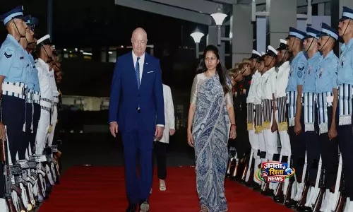बेहतर भारत-Austria साझेदारी को बढ़ावा देने के लिए ऑस्ट्रिया के संघीय चांसलर भारत पहुंचे बेहतर भारत-Austria साझेदारी को बढ़ावा देने के लिए ऑस्ट्रिया के संघीय चांसलर भारत पहुंचे