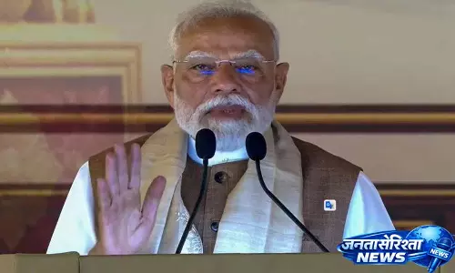 Karnataka दौरे पर पीएम मोदी ने नौ-सूत्री शपथ दिलाई Karnataka दौरे पर पीएम मोदी ने नौ-सूत्री शपथ दिलाई