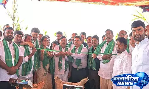 अनाज खरीद पारदर्शी तरीके से होनी चाहिए: MLA Balu Nayak अनाज खरीद पारदर्शी तरीके से होनी चाहिए: MLA Balu Nayak