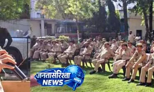 Jammu: यात्रियों और स्टाफ को मिली स्वास्थ्य सेवाएं Jammu: यात्रियों और स्टाफ को मिली स्वास्थ्य सेवाएं