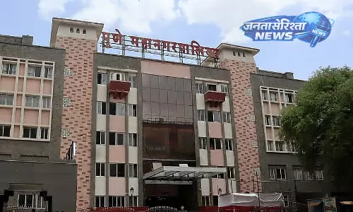 Pune : गणेशखिंड रोड प्रोजेक्ट में 96% पेड़ बचे, PMC रिपोर्ट में कहा गया Pune : गणेशखिंड रोड प्रोजेक्ट में 96% पेड़ बचे, PMC रिपोर्ट में कहा गया