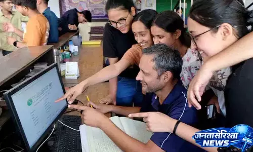 CBSE 10th रिजल्ट 2026 घोषित; 93.70% स्टूडेंट्स पास हुए