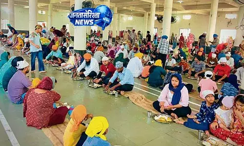 बैसाखी पर Sahnewal के ऐतिहासिक गुरुद्वारे में भक्तों की भीड़ उमड़ी