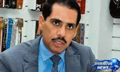 शिकोहपुर लैंड डील मनी लॉन्ड्रिंग केस में Robert Vadra को दिल्ली कोर्ट ने समन भेजा शिकोहपुर लैंड डील मनी लॉन्ड्रिंग केस में Robert Vadra को दिल्ली कोर्ट ने समन भेजा