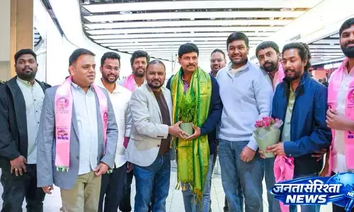 पूर्व सांसद जोगिनपल्ली संतोष कुमार का London में भव्य स्वागत पूर्व सांसद जोगिनपल्ली संतोष कुमार का London में भव्य स्वागत