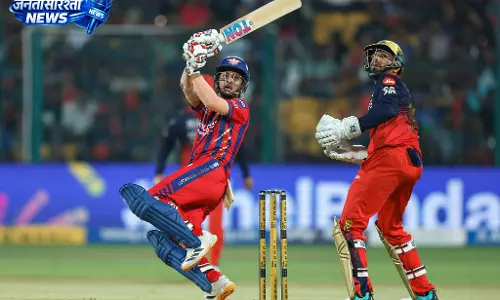 IPL 2026 LSG VS RCB: शुरुआती झटकों के बाद LSG की वापसी, अब आखिरी ओवरों पर नजर IPL 2026 LSG VS RCB: शुरुआती झटकों के बाद LSG की वापसी, अब आखिरी ओवरों पर नजर