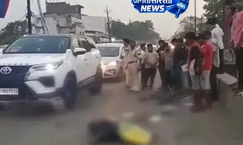 CG: शादी का कार्ड बांटने निकले बुजुर्ग की ट्रक की टक्कर से मौत