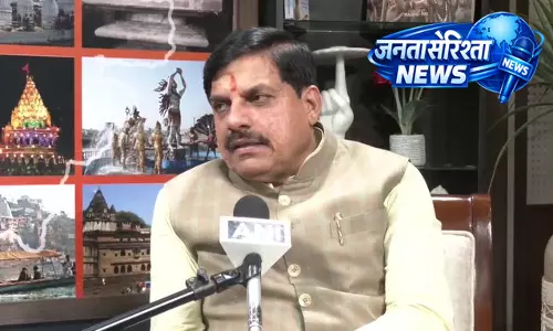 नारी शक्ति वंदन अधिनियम महिलाओं और लोकतंत्र के लिए ऐतिहासिक कदम