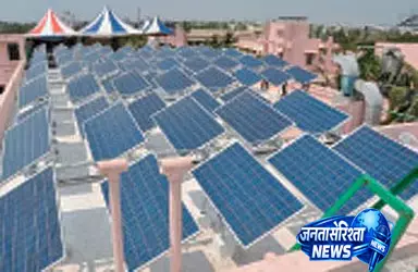 चिलचिलाती गर्मी में: Solar पावर का उत्पादन बढ़ता है चिलचिलाती गर्मी में: Solar पावर का उत्पादन बढ़ता है
