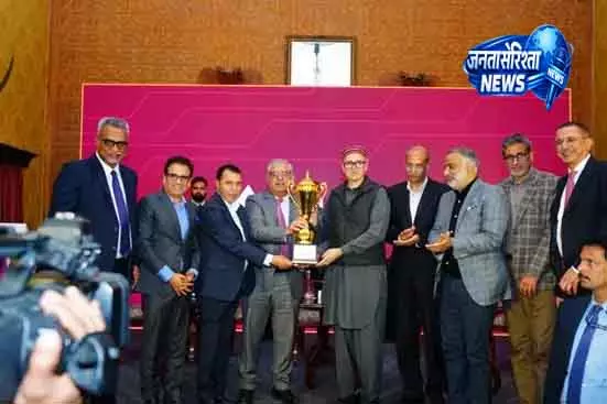 CM उमर का बयान, J&K के विकास के लिए बैंकिंग साझेदारी जरूरी CM उमर का बयान, J&K के विकास के लिए बैंकिंग साझेदारी जरूरी