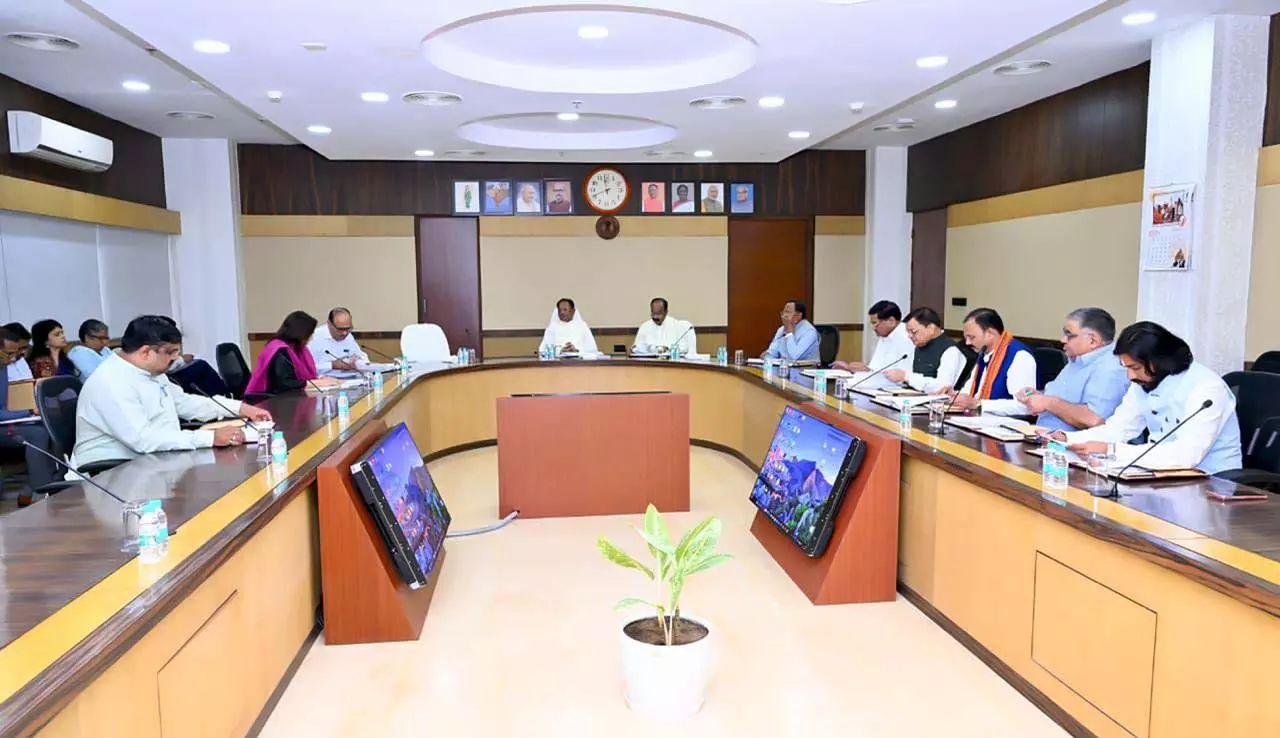 9 बड़े फैसले लिए साय कैबिनेट ने 9 बड़े फैसले लिए साय कैबिनेट ने