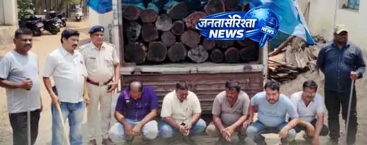 Bolangir में केंदू लकड़ी की तस्करी की कोशिश नाकाम; पांच गिरफ्तार Bolangir में केंदू लकड़ी की तस्करी की कोशिश नाकाम; पांच गिरफ्तार
