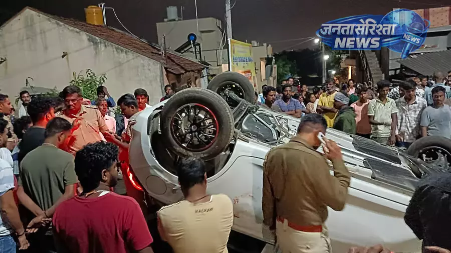 Karnataka : अंबेडकर जयंती जुलूस में कार घुसी, लड़की की मौत, 7 घायल Karnataka : अंबेडकर जयंती जुलूस में कार घुसी, लड़की की मौत, 7 घायल