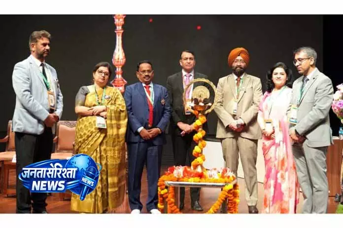 एम्स जम्मू में JAKASICON कॉन्फ्रेंस आयोजित एम्स जम्मू में JAKASICON कॉन्फ्रेंस आयोजित