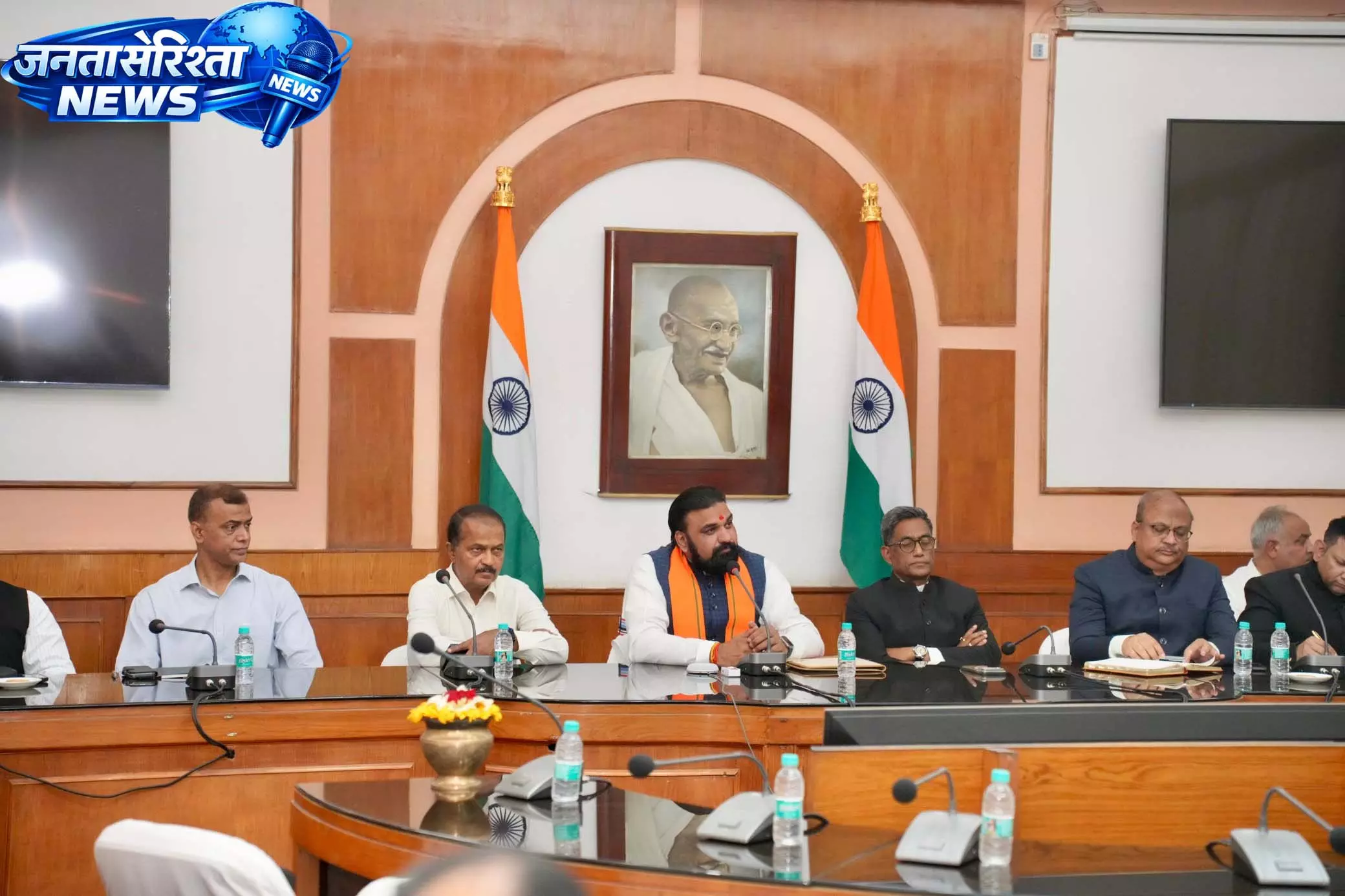 बिहार में सम्राट कैबिनेट के मंत्रियों में विभाग का बंटवारा बिहार में सम्राट कैबिनेट के मंत्रियों में विभाग का बंटवारा