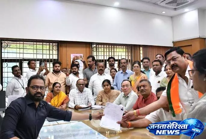 Nagpur नगर निगम में भाजपा ने छह सीटें जीतीं, शिंदे सेना ने एक सीट जीती Nagpur नगर निगम में भाजपा ने छह सीटें जीतीं, शिंदे सेना ने एक सीट जीती