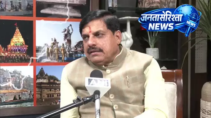 नारी शक्ति वंदन अधिनियम महिलाओं और लोकतंत्र के लिए ऐतिहासिक कदम नारी शक्ति वंदन अधिनियम महिलाओं और लोकतंत्र के लिए ऐतिहासिक कदम