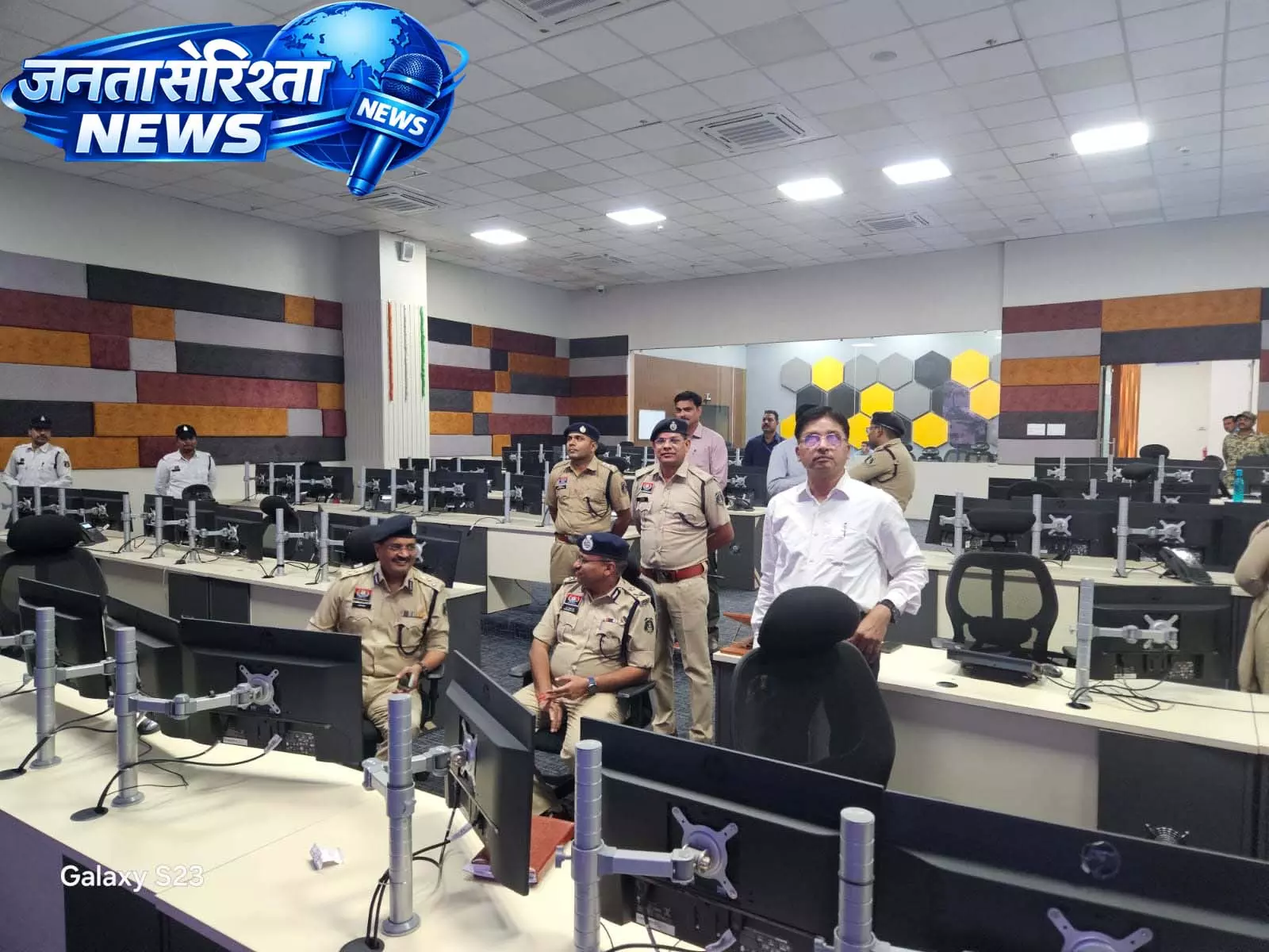 बिलासपुर में ट्रैफिक सिस्टम का निरीक्षण, 550 कैमरों से हो रही निगरानी बिलासपुर में ट्रैफिक सिस्टम का निरीक्षण, 550 कैमरों से हो रही निगरानी