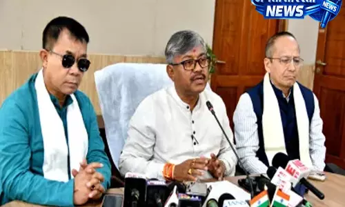 Manipur: बिष्णुपुर में तनाव के बीच गृह मंत्री ने शांति की अपील Manipur: बिष्णुपुर में तनाव के बीच गृह मंत्री ने शांति की अपील
