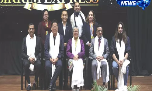 सिक्किम एक्सप्रेस अभिलेखागार राज्य की 50 साल की लोकतांत्रिक यात्रा को दर्शाता: Chief Minister सिक्किम एक्सप्रेस अभिलेखागार राज्य की 50 साल की लोकतांत्रिक यात्रा को दर्शाता: Chief Minister