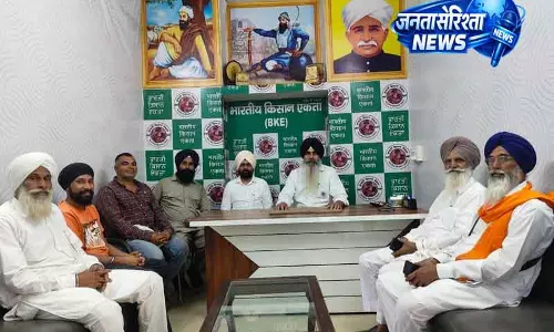 Sirsa में किसानों ने वीटा मिल्क प्लांट पर पेमेंट देरी का लगाया आरोप
