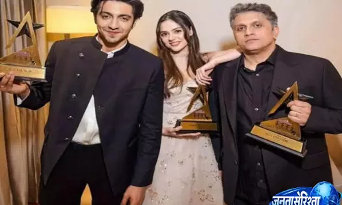 सायरा कपल रीयूनियन: अहान फिर से अनीत के साथ रोमांस करेंगे? सायरा कपल रीयूनियन: अहान फिर से अनीत के साथ रोमांस करेंगे?