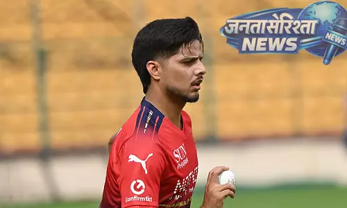 रसिक सलाम डार के 4 विकेट, RCB की LSG पर आसान जीत रसिक सलाम डार के 4 विकेट, RCB की LSG पर आसान जीत