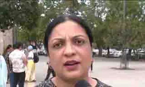 महिला आरक्षण विधेयक पर महिलाओं ने जताई खुशी, बोलीं-सकारात्मक कदम महिला आरक्षण विधेयक पर महिलाओं ने जताई खुशी, बोलीं-सकारात्मक कदम