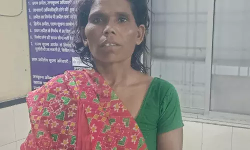 पुलिस की मानवीय पहल, अर्धविक्षिप्त महिला को सुरक्षित पहुंचाया मानसिक उपचार केन्द्र पुलिस की मानवीय पहल, अर्धविक्षिप्त महिला को सुरक्षित पहुंचाया मानसिक उपचार केन्द्र