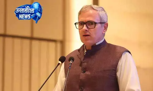 Srinagar भारत को संविधान संशोधन बिल पर मिलकर जवाब की योजना बनानी चाहिए:  Omar